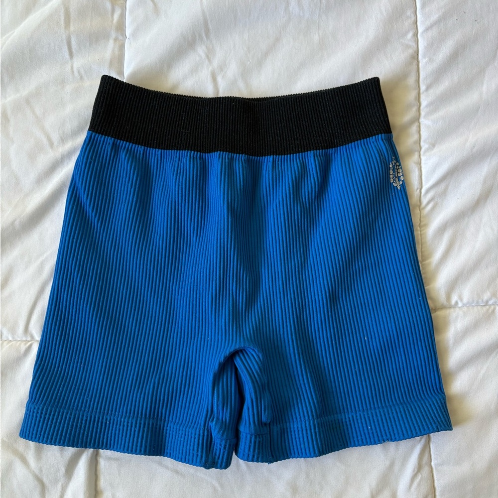 Free People Blue Ribbed Shorts with Black Waistband Small!